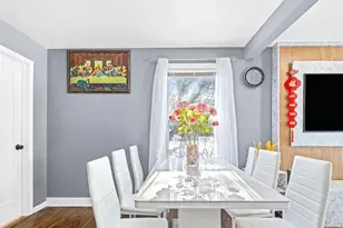 6709 N Kolmar Ave, Lincolnwood, IL 60712 - Photo 5