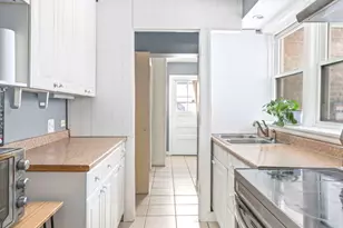 6709 N Kolmar Ave, Lincolnwood, IL 60712 - Photo 7