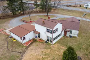 11328 Cedar Grove Rd, Marion, IL 62959 - Photo 9