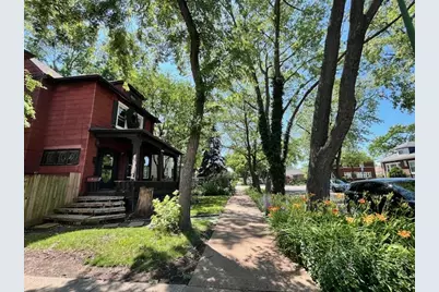 3651 W 64th Place, Chicago, IL 60629 - Photo 3