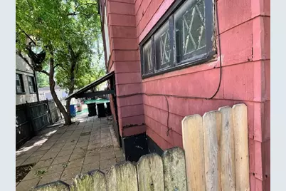 3651 W 64th Place, Chicago, IL 60629 - Photo 9