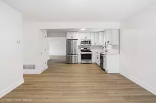 6135 Birmingham St, Chicago Ridge, IL 60415 - Photo 7