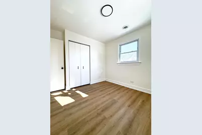 6135 Birmingham Street, Chicago Ridge, IL 60415 - Photo 7