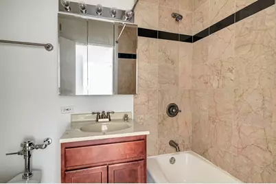 222 E Pearson Street #203, Chicago, IL 60611 - Photo 3