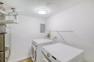 7285 Willow Way Ln, Willowbrook, IL 60527 - Photo 15