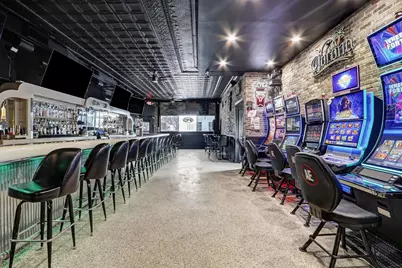 117 N Center Street, Joliet, IL 60435 - Photo 3