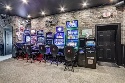 117 N Center Street, Joliet, IL 60435 - Photo 11