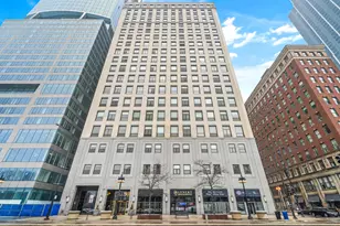 910 S Michigan Ave, Chicago, IL 60605 - Photo 1