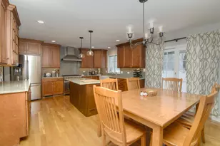 178 Bobwhite Ct, Bloomingdale, IL 60108 - Photo 11