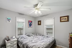 260 Beckwith St, Aurora, IL 60505 - Photo 9