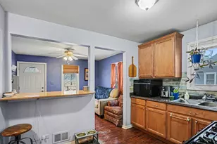 260 Beckwith St, Aurora, IL 60505 - Photo 5