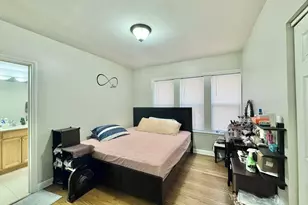 6052 N Claremont Ave, Chicago, IL 60659 - Photo 11