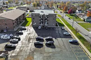 7945 S Oketo Ave, Bridgeview, IL 60455 - Photo 3