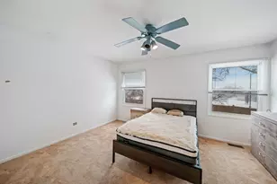 302 Linden Ln, Wheeling, IL 60090 - Photo 19