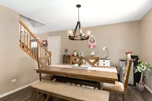 2722 Lahinch Dr, Aurora, IL 60503 - Photo 3