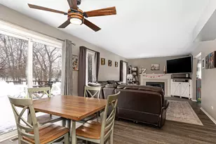 2722 Lahinch Dr, Aurora, IL 60503 - Photo 9