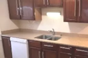 19129 Pine Dr, Country Club Hills, IL 60478 - Photo 5