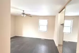 19129 Pine Dr, Country Club Hills, IL 60478 - Photo 11