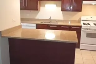 19129 Pine Dr, Country Club Hills, IL 60478 - Photo 7