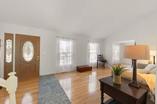 1231 Tyburn Dr, Schaumburg, IL 60194 - Photo 3