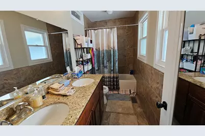 220 Mulberry Lane, Elk Grove Village, IL 60007 - Photo 9