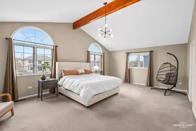 8146 Hampton Drive, Woodridge, IL 60517 - Photo 21