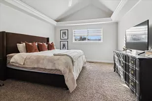 27W585 Galusha Ave, Warrenville, IL 60555 - Photo 19