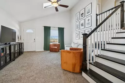 27W585 Galusha Avenue, Warrenville, IL 60555 - Photo 5