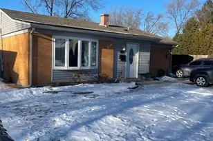 178 Cindy Ln, Wheeling, IL 60090 - Photo 1