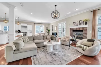 749 E Sunnyside Avenue, Libertyville, IL 60048 - Photo 19