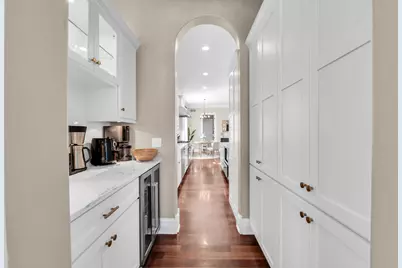 749 E Sunnyside Avenue, Libertyville, IL 60048 - Photo 9