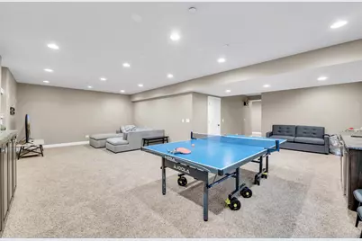 749 E Sunnyside Avenue, Libertyville, IL 60048 - Photo 41