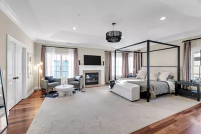 749 E Sunnyside Avenue, Libertyville, IL 60048 - Photo 31