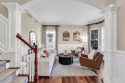 749 E Sunnyside Avenue, Libertyville, IL 60048 - Photo 5