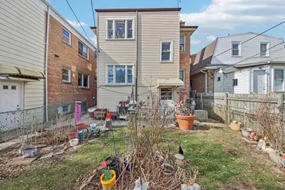 2165 N Moody Avenue, Chicago, IL 60639 - Photo 37