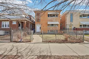 2165 N Moody Ave, Chicago, IL 60639 - Photo 1