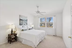 2334 Meadowcroft Ln, Grayslake, IL 60030 - Photo 13