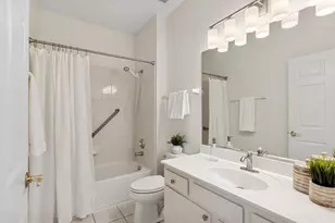 2334 Meadowcroft Ln, Grayslake, IL 60030 - Photo 11