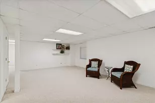 2334 Meadowcroft Ln, Grayslake, IL 60030 - Photo 17