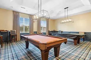 2843 Hillcrest Cir, Naperville, IL 60564 - Photo 39