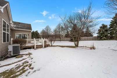 2843 Hillcrest Circle, Naperville, IL 60564 - Photo 33