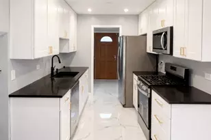 17125 Cregier Ave, South Holland, IL 60473 - Photo 5