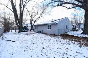 1030 Surrey Ct, Joliet, IL 60431 - Photo 29