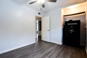 1030 Surrey Ct, Joliet, IL 60431 - Photo 15