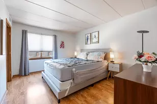 4940 Circle Ct, Crestwood, IL 60418 - Photo 13