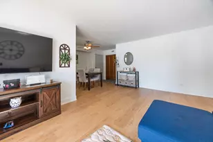 4940 Circle Ct, Crestwood, IL 60418 - Photo 5