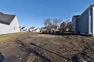 4012 Faith Ln, Saint Charles, IL 60174 - Photo 5