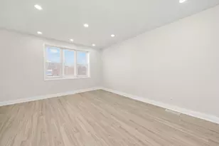 1215 W 59th St, Chicago, IL 60636 - Photo 13