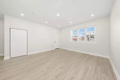 1215 W 59th Street, Chicago, IL 60636 - Photo 17