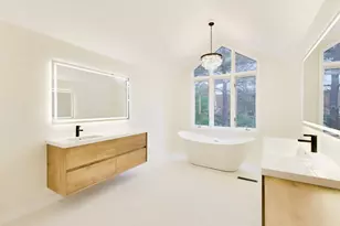 8S510 Oxford Ln, Naperville, IL 60565 - Photo 15